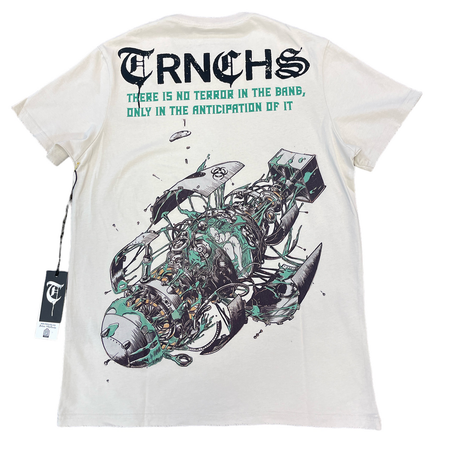 TRENCHES  TITAN TEE.